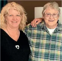  ??  ?? Fiona Shennan, left, met Mindy Decker, the recipient of her son Jamie’s heart. Jamie, 22, died after a car crash in Oregon in 2018.