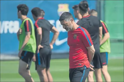  ?? FOTO: PERE PUNTÍ ?? Javier García Pimienta afrontará su segundo reto El técnico cogió al filial tras ganar la Youth League y ahora busca salvarlo