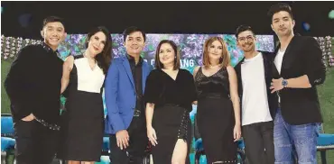  ??  ?? With director Jun Lana (third from left) and costars (from left) Nico Antonio, Carmi Martin, Angelica Panganiban, JC de Vera and Joross Gamboa during the grand presscon — Photo by ALLAN SANCON