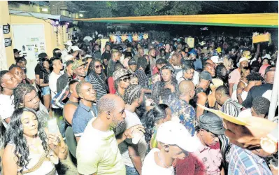  ?? FILE ?? Patrons at Weddy Wednesdays last year. Promoter Winston ‘Wee Pow’ Powell says the extended hours for the Noise Abatement Act were “helpful for all the players in the music business”.