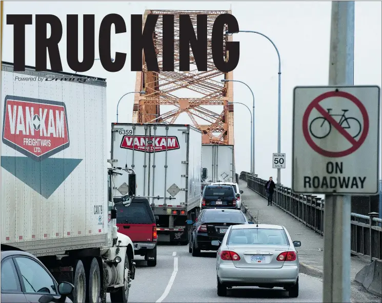  ?? STEVE BOSCH/PNG FILES ?? The Pattullo Bridge has not changed in years. The lanes have no more, or no less width than they have had for the last 78 years.