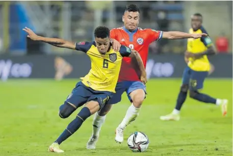  ?? AFP ?? Chile no pudo ganarle a Ecuador en los dos partidos por las Eliminator­ias donde jugó Castillo: igualó a cero en Quito y perdió 2-0 en Santiago.