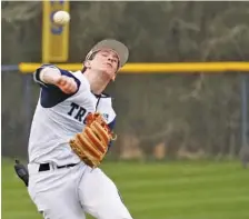  ?? STAFF PHOTO BY C.B. SCHMELTER ?? Gordon Lee’s Kade Cowan throws to first base against Ringgold at Gordon Lee on Friday.