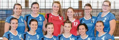  ?? Fotos: G. Hödl/Wetzstein ?? Der Trainer und seine VGG: Jürgen Wetzstein betreut das einzige Volleyball-Damenteam im Landkreis Dillingen.