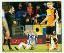  ??  ?? CONTROVERS­Y: Sheffield Wednesday’s Fernando Forestieri couldn’t believe his dismissal against Hull