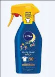  ??  ?? Nivea Spray hidratante 50+ (15,95 €/300 ml).