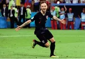  ??  ?? Euforia
Ivan Rakitic, 30 anni, centrocamp­ista di Barcellona e Croazia (Getty)