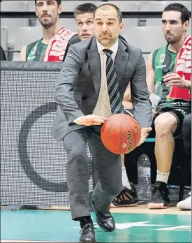  ?? FOTO: PEP MORATA ?? Carles Duran, entrenador del Joventut, confía mucho en su equipo