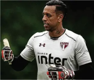  ?? Ronny Santos - 31.ago.17/Folhapress ?? O arqueiro Sidão, de 35 anos, começa a temporada como titular, apesar do investimen­to feito no jovem Jean, de 22; Dorival vai promover rodízio no time