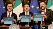  ?? ANSA ?? Governo. Da sinistra: Luigi Di Maio, Giuseppe Conte e Matteo Salvini