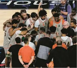  ?? GODOFREDO A. VASQUEZ/AP ?? Miami coach Jim Larrañaga, shown here talking to his team during a Final Four practice in Houston, led the Hurricanes to their highest ranking in a decade.