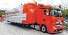  ?? FOTO: KAYA ?? So schaut der Erste-hilfe-trainings-truck aus. Er ist jetzt in ganz Deutschlan­d unterwegs.