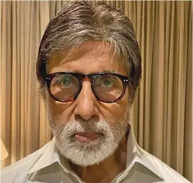  ??  ?? Amitabh Bachchan posted a photo on Instagram when he was confirmed positive for COVID-19.