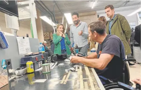  ?? // ABC ?? Milagros Tolón visitó ayer el Centro Especial de Empleo de Cocemfe en el Polígono de Toledo