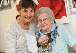  ?? 220616malc­olm_003 ?? Big day Jessie Malcolm from Whitburn celebrates her 105th birthday at Mansewood Care Home with Moira Niven