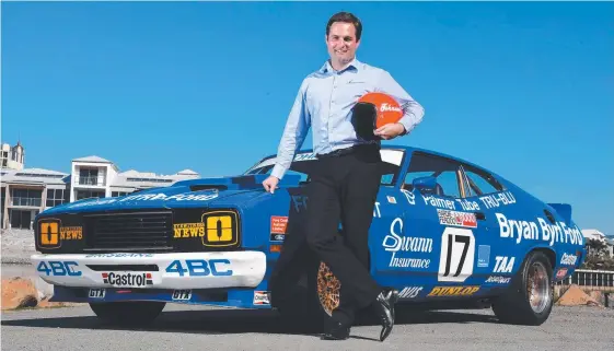  ?? Picture: JOHN GASS ?? With Lloyds Auctions chief operations officer Lee Hames with Dick Johnson's 1977 Ford Falcon, which goes under the hammer today.