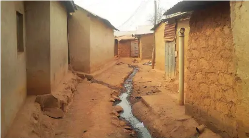  ??  ?? Houses in Mabushi village