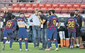  ?? FOTO: GETTY ?? Eder Sarabia, dando instruccio­nes en el partido contra el Atlético en el Camp Nou