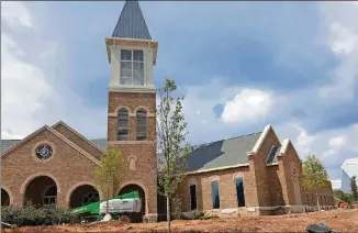  ?? CONTRIBUTE­D BY DIANE LARCHE ?? The new Friendship Baptist Church will hold its first service Sunday.
