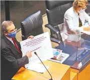  ?? /Foto: Agencia Reforma ?? El secretario de Educación, Esteban Moctezuma, compareció ante el Pleno de la Cámara alta.