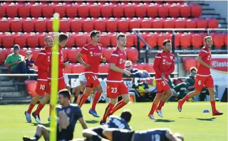  ?? / GETTY IMAGES ?? Algunos clubes entrenan, incluso, desafiando la cuarentena.