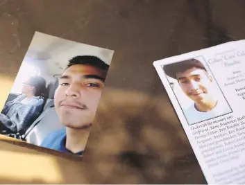  ?? MICHELLE BERG ?? A photo of Colten Boushie sits on a table at his uncle Alvin Baptiste’s home in North Battleford.