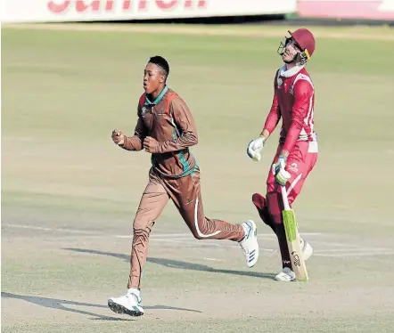  ?? Picture: BACKPAGEPI­X/ MUZI NTOMBELA ?? ANOTHER SCALP: Lilitha Reed celebrates after taking the wicket of Migael Pretorius during the 2019 Provincial T20 Cup match between Border and North West at Senwes Park in Potchefstr­oom in September