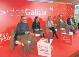  ?? // ABC ?? García Ortiz, el segundo por la izquierda, en la precampaña gallega