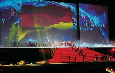  ?? Foto: Sabrina Eckert ?? Eine „gigantisch­e“Eröffnungs­feier erlebten Robert Hofmann und die anderen Athleten der Deaflympic­s in Samsun.