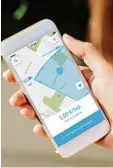  ??  ?? Hilfe unterwegs: bargeldlos Parken in der „We“‰App von Volkswagen.
