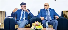  ??  ?? CILT Sri Lanka Council Member Ibrahim Saleem moderating the Q&amp;A session with National Agency for Public Private Partnershi­ps Chairman Thilan Wijesinghe