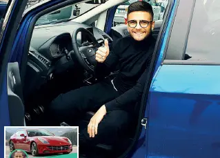  ??  ?? Mauro Icardi posa davanti alla sua Lamborghin­i Huracan Spyder (in alto a sinistra); Lorenzo Insigne (qui sopra) a bordo della sua Ford Mustang