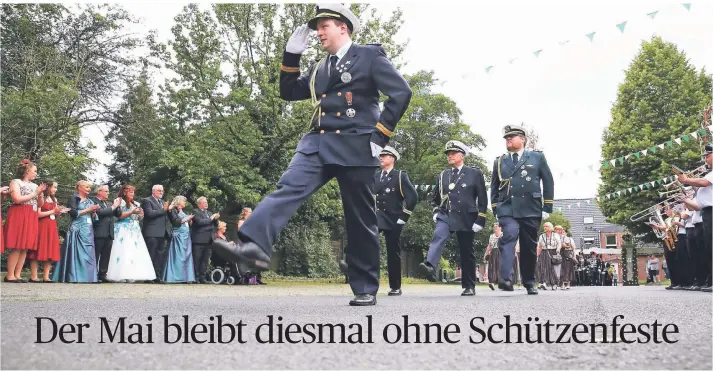  ?? FOTO: DETLEF ILGNER ?? So zackig wie vor der Pandemie in Geistenbec­k könnte marschiert werden, wenn es nicht das Virus gäbe.