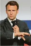  ?? Foto: Reuters ?? Složitá sociální situace nevzniká jen na základě pohlaví a barvy kůže, říká Macron.