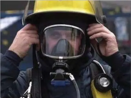  ??  ?? Firefighte­rs in Louth have expressed fears over their breathing apparatus.
