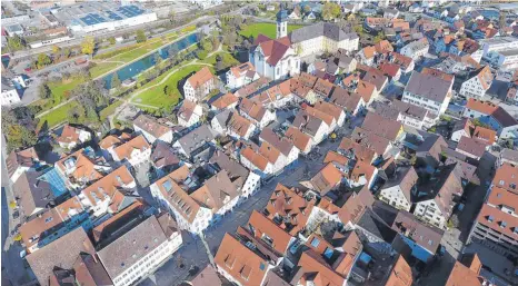  ?? SZ-ARCHIVFOTO: HINK ?? Rund 900 Einkäufer sind in Ehingen zu den Geschäften vor Ort befragt worden. Jetzt liegen die Ergebnisse vor.