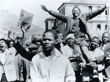  ??  ?? LEADER: Philip Kgosana and at the Langa march against pass laws.