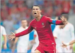  ??  ?? Cristiano celebra uno de sus goles ante España en 2018.