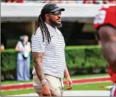  ?? TONY WALSH/UGA ATHLETICS ?? Jarvis Jones, UGA’s player-connection coordinato­r, was charged with reckless driving and speeding in September.