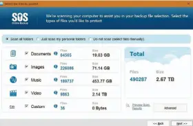  ??  ?? SOS Online Backup scans and automatica­lly selects the most common data.