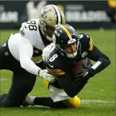  ?? Justin K. Aller/Getty Images ?? Kenny Pickett on adjusting to the NFL game — “I came in with high expectatio­ns, and it’s definitely met those. I have to be on point.”