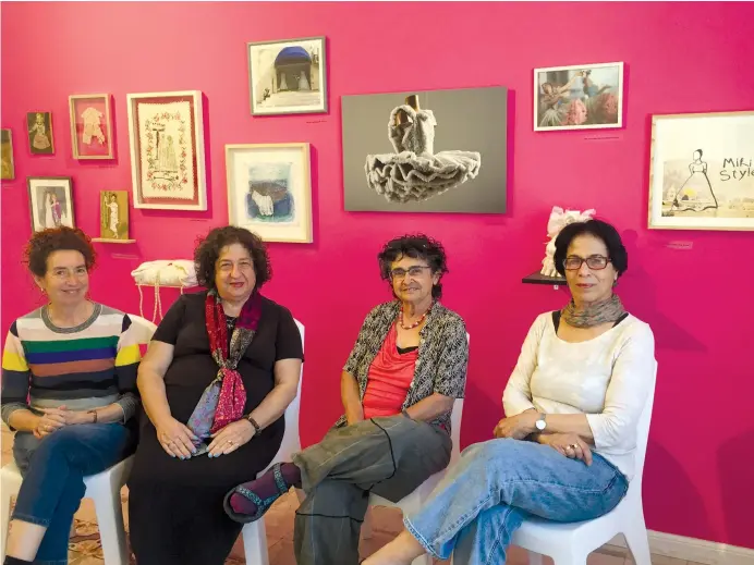  ??  ?? (FROM LEFT) Nomi Tannhauser, co-curator; Abramowitz; Rita Mendes-Flohr, co-curator; and Rina Peled, artist.