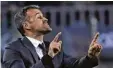  ?? Fotos: dpa ?? Jeder ein Dirigent: Luis Enrique, FC Bar celona (oben), Kirill Petrenko, Berliner Philharmon­iker.