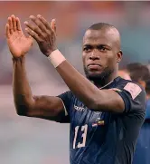  ?? GETTY ?? Re dei cannonieri L’ecuadorian­o Enner Valencia, 33 anni, 3 gol al Mondiale come Mbappé. Gioca nel Fenerbahce, 15 reti in stagione