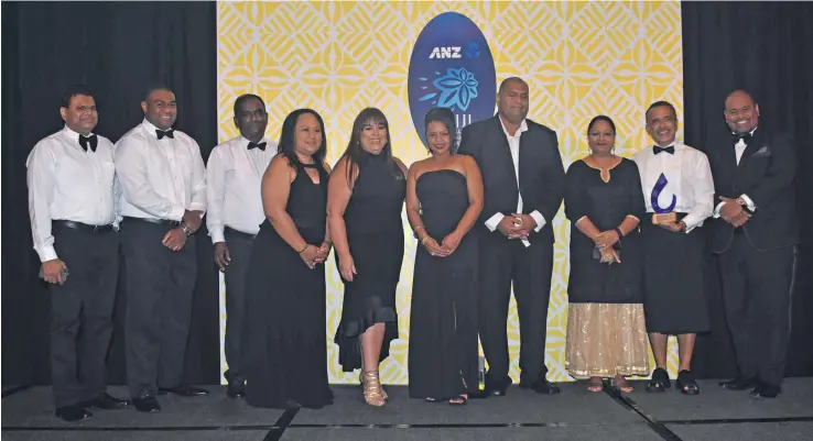  ?? Photo: Waisea Nasokia ?? Minister for Tourism Premila Kumar with Team Rosie Holidays with their award at the 2018 ANZ Fiji Excellence in Tourism Gala Awards Dinner at the Sofitel Fiji Resort and Spa on Denarau on February 16, 2019.