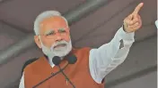  ?? TEJO ROY ?? Prime Minister Narendra Modi addresses a BJP rally in Guntur on Sunday. —