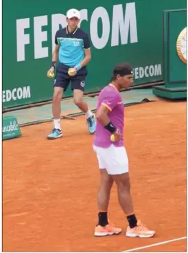  ?? (Photos DR) ?? Devenir ramasseur de balles a permis à Alexandre David de rencontrer sur un cours son idole, Rafael Nadal, à Monte-Carlo.