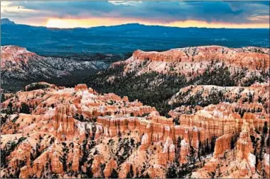  ?? KIM HAMMAR/DREAMSTIME ?? Bryce Canyon National Park offers an extensive trail network that will appeal to any type of hiking enthusiast.