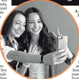  ?? SEAN FUJIWARA ?? Twins Veronica and Vanessa Merrell are making the switch from live streaming app YouNow to YouTube. “The difference is the amount of viewers,” Veronica Merrell says.