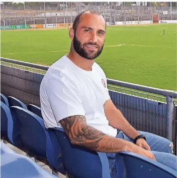  ?? RP-FOTO: KLAUS-DIETER STADE ?? Fatih Duran auf der Klever Tribüne.